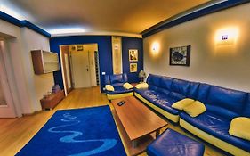 Nicole'S Apartment